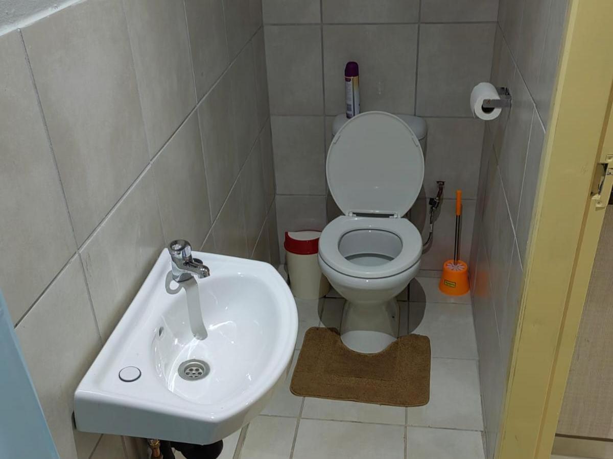 Sibahlenomhlambi Guesthouse Springs  Phòng bức ảnh
