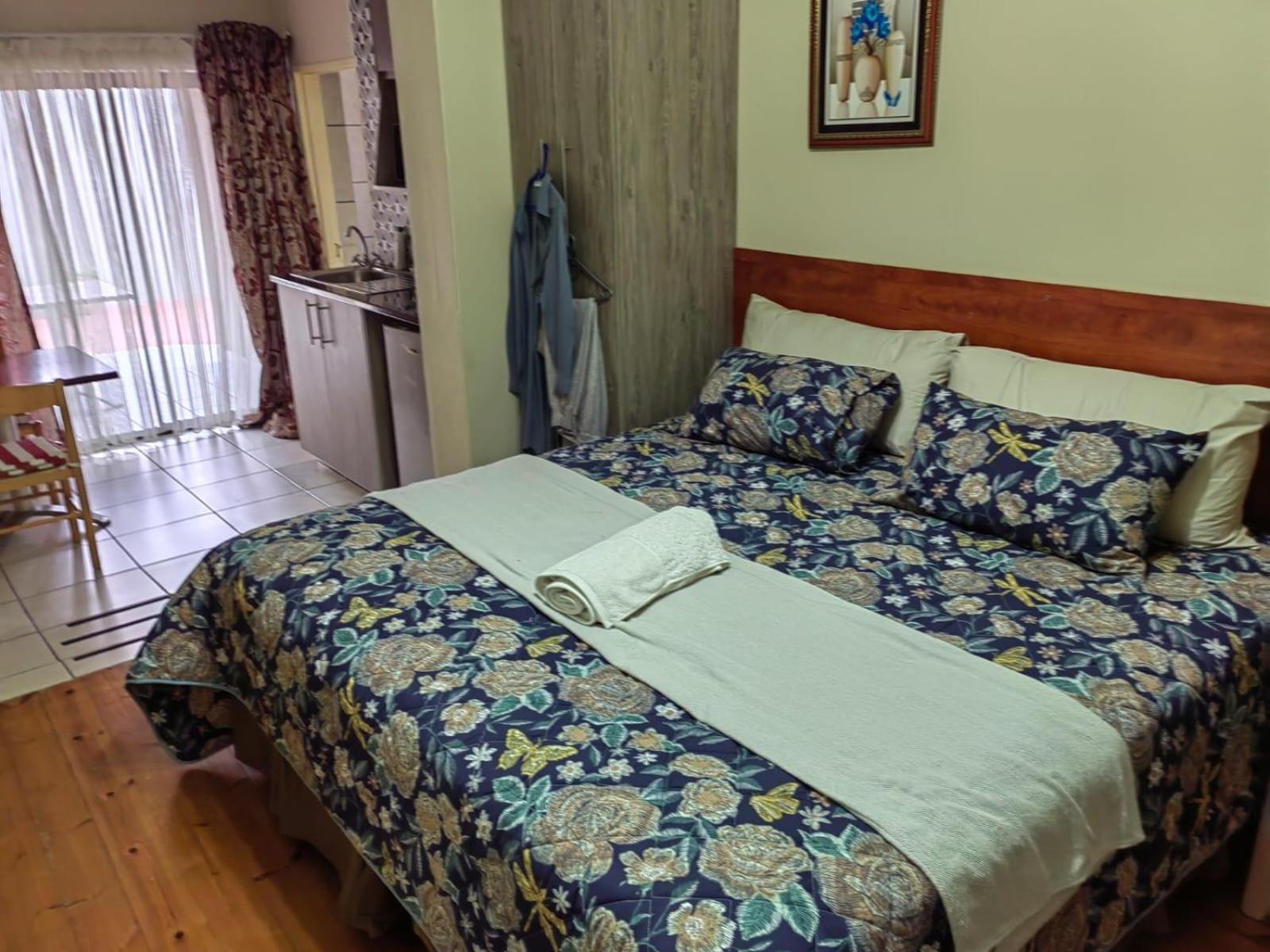 Sibahlenomhlambi Guesthouse Springs  Phòng bức ảnh