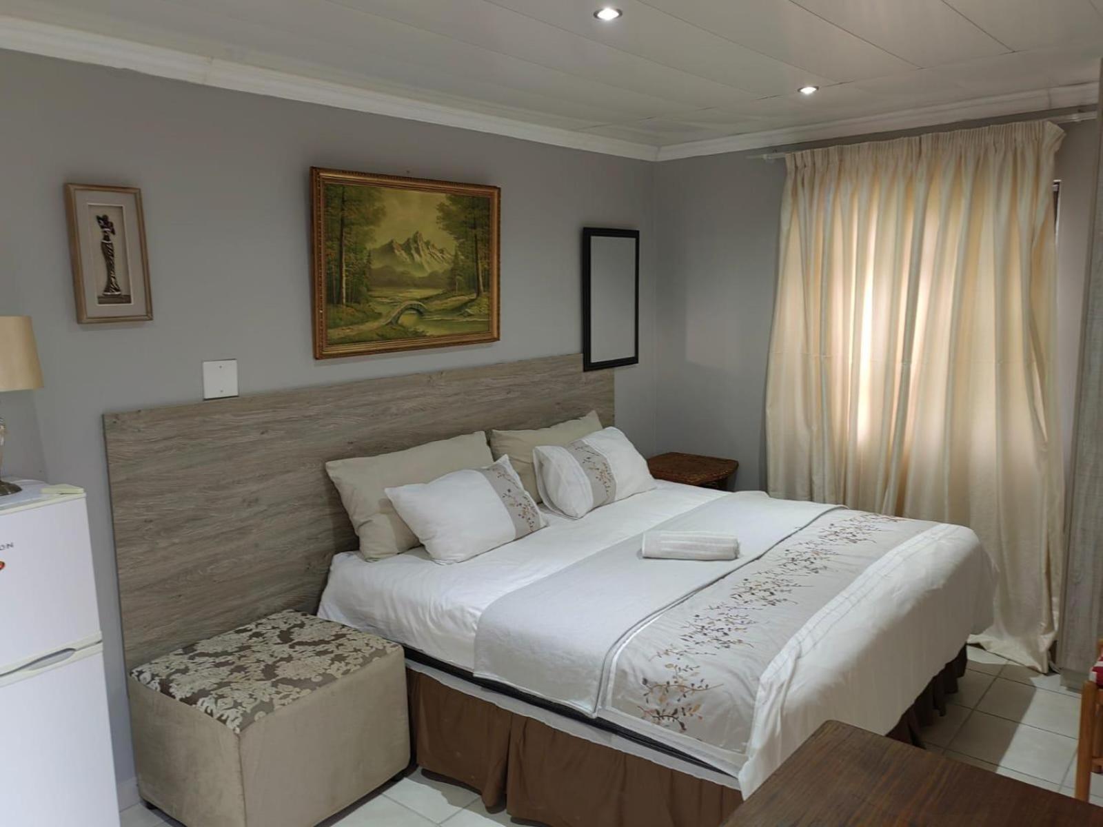 Sibahlenomhlambi Guesthouse Springs  Phòng bức ảnh