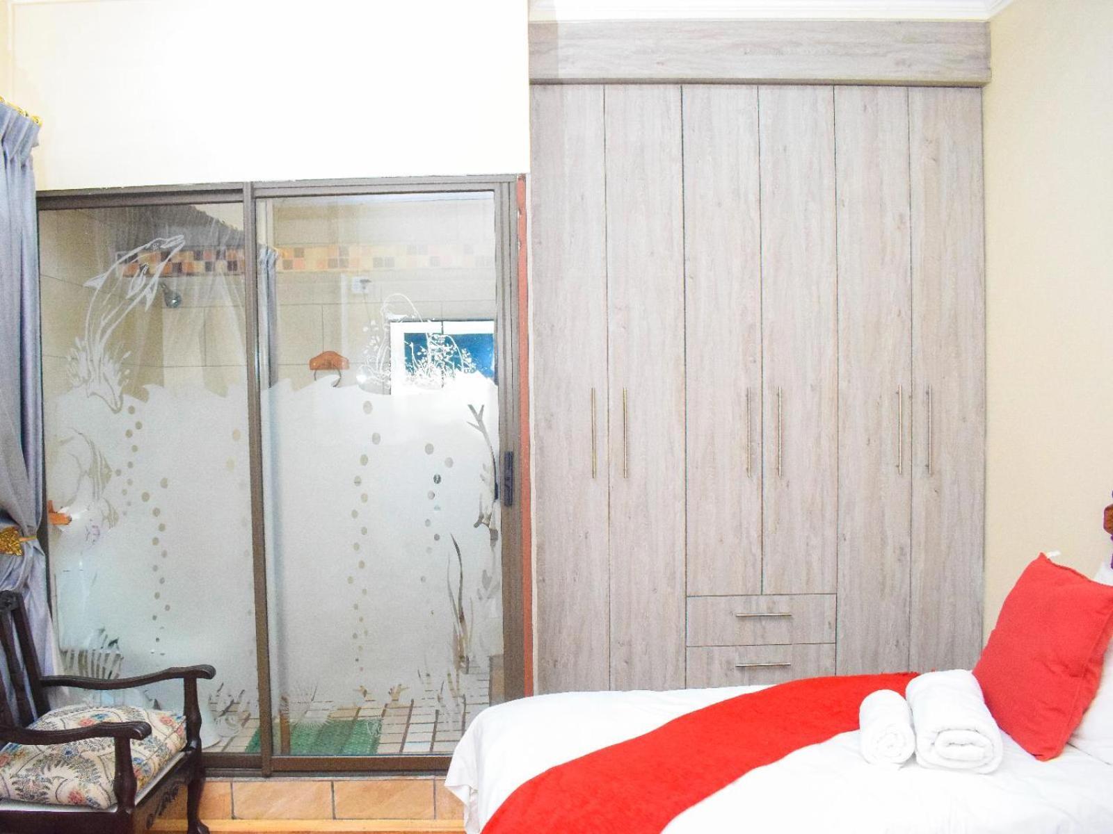 Sibahlenomhlambi Guesthouse Springs  Phòng bức ảnh