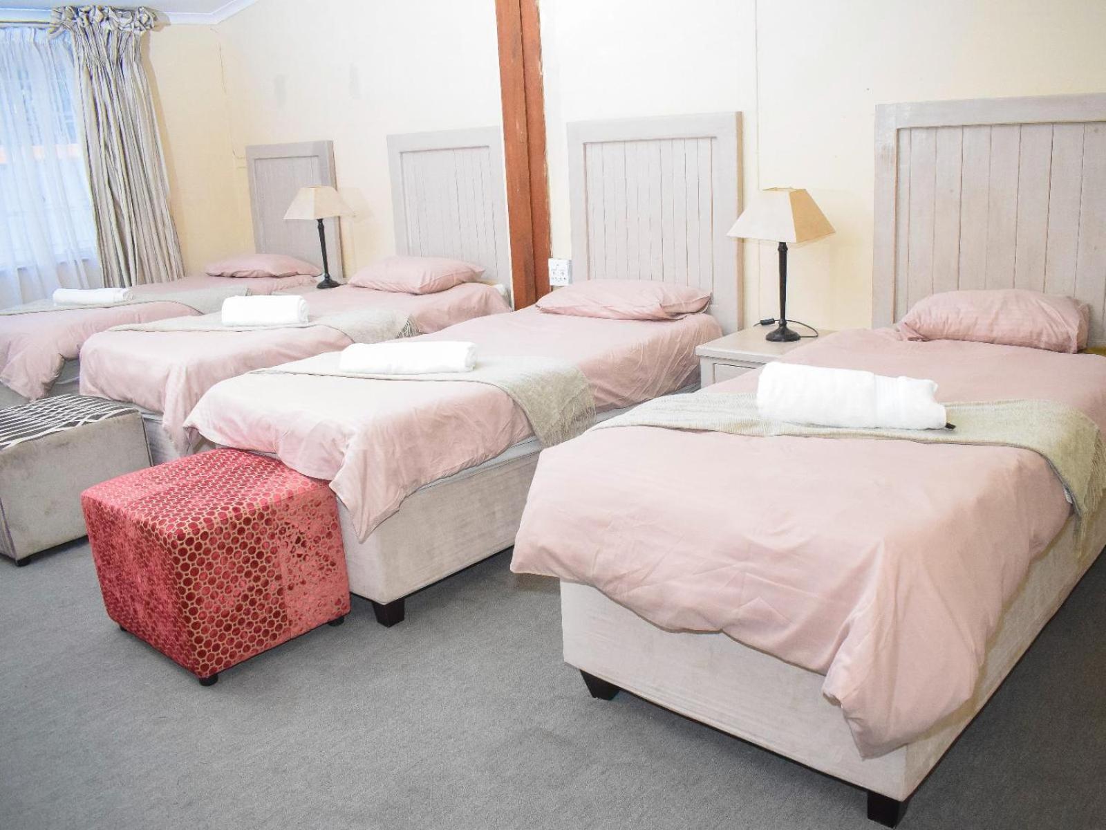 Sibahlenomhlambi Guesthouse Springs  Phòng bức ảnh